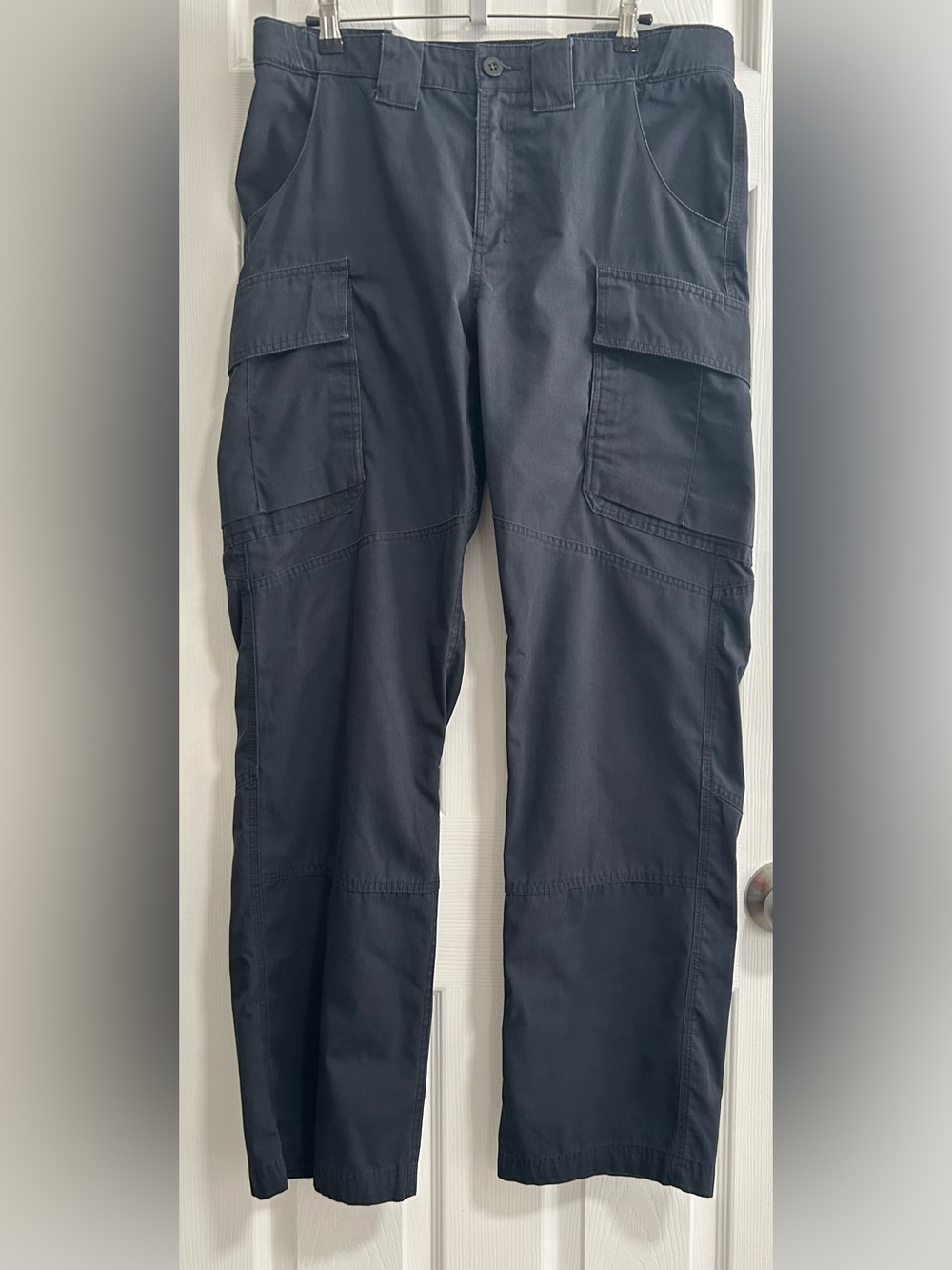Under Armour Cargo Pants Black Size 32x32